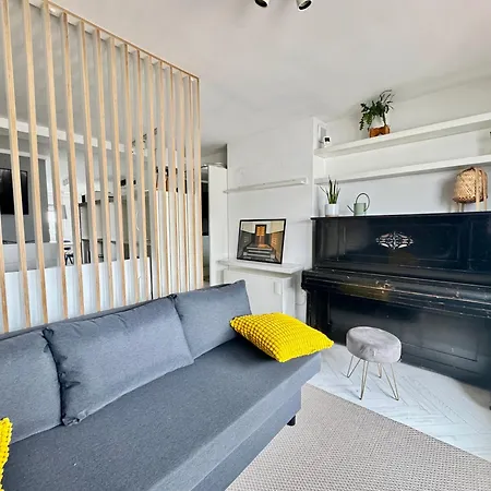 The Fifth Loft Style By Fiesta Apartman *